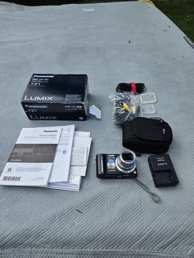 Panasonic LUMIX DMC-ZS5 12.1MP Digital Camera w. Accessories  in Box TESTED?