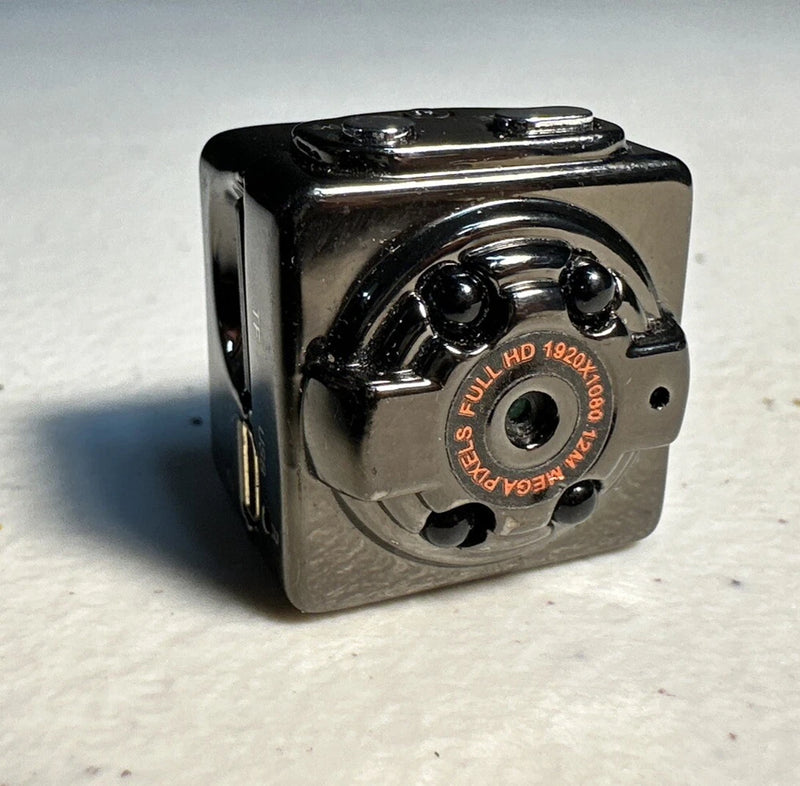SQ8 Mini Sports Action Camera HD 1080P DV Camcorder Video Recorder Untested