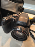 Fuji Finepix S2000 HD Black 10MP 15x Zoom Digital Camera w/2GB SD, Case TestedOK