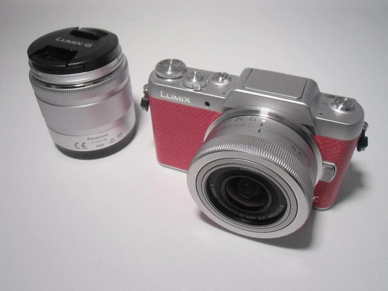 Panasonic LUMIX G DMC-GF7W Camera with Double Zoom Lens Accessories Included