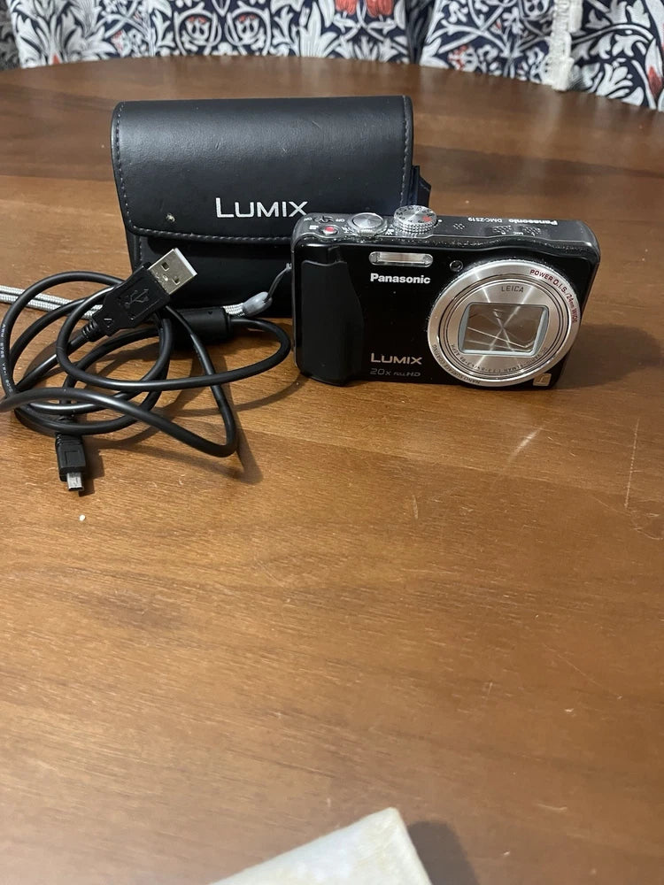 Panasonic Lumix DMC-ZS19 14.1MP Digital Camera, Battery, SD Card, and Case