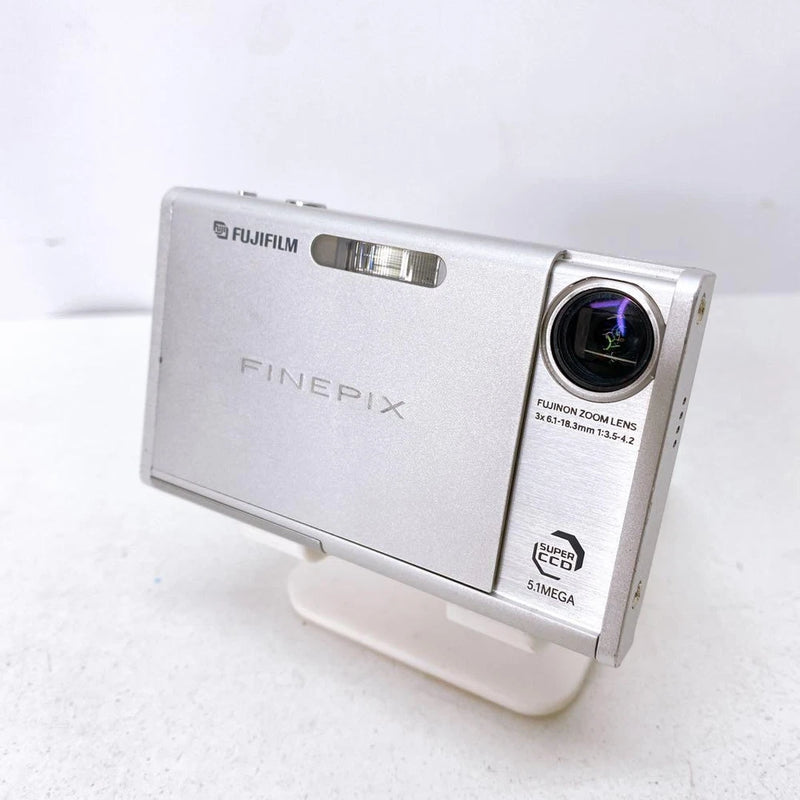 Fujifilm FinePix Z1 Compact Camera Tested Working From Japan