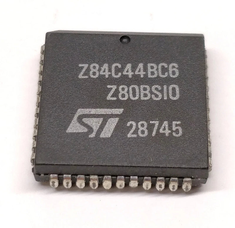 Z84C44BC6 | Z80 SIO SERIAL INPUT/OUTPUT | 6MHz | CMOS | PLCC44 | 1/5/10 pcs