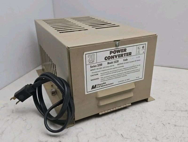 Magnetek 3220 Power Converter 20A 120Vac 3.5A Input 12Vdc 20A Output Used