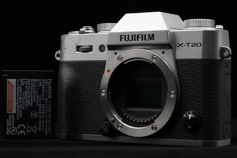 Fujifilm X-T20 24mp Mirrorless Digital Camera Body Silver US DUTY PAID 10329