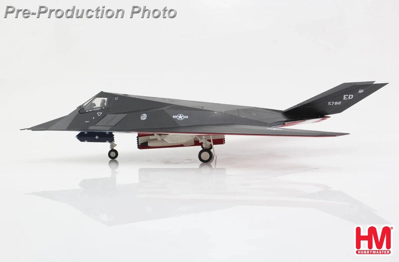 YF-117 NIGHTHAWK USAF 79-10782, 2005 - HOBBY MASTER HA5814 1/72 - PRE ORDER