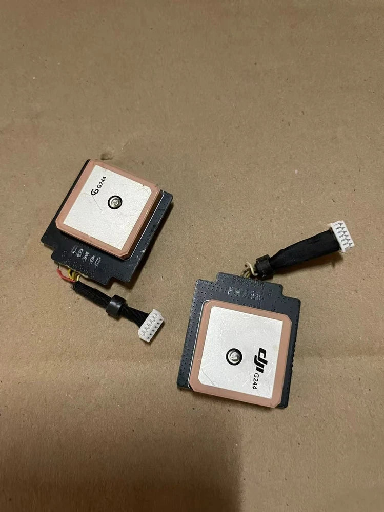 Original disassembled GPS positioning module and navigation module assembly part