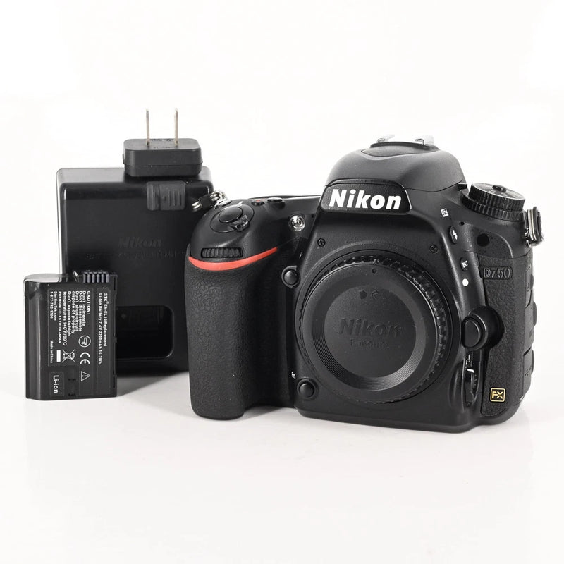Nikon D750 24.3MP FX Digital Camera Body *Read #647