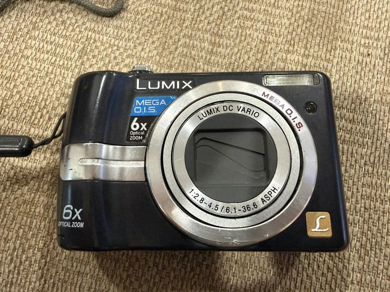 Panasonic Lumix DMC-LZ7 Digital Camera 6x Zoom Mega O.I.S. Works