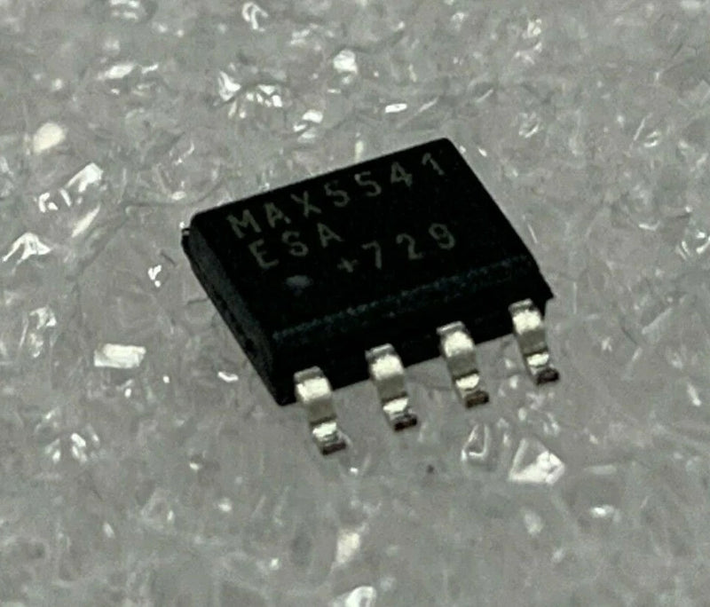 3pcs - MAX5541ESA MAX5541 SOIC-8, DAC Low-Cost, +5V, Serial-Input, Maxim, NEW!