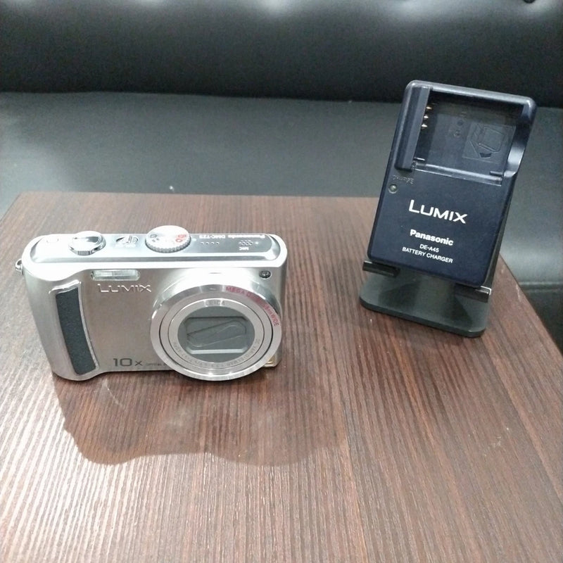 Panasonic LUMIX DMC-TZ5 Silver 10MP Compact Camera 10x Zoom, Optical Image Stabi