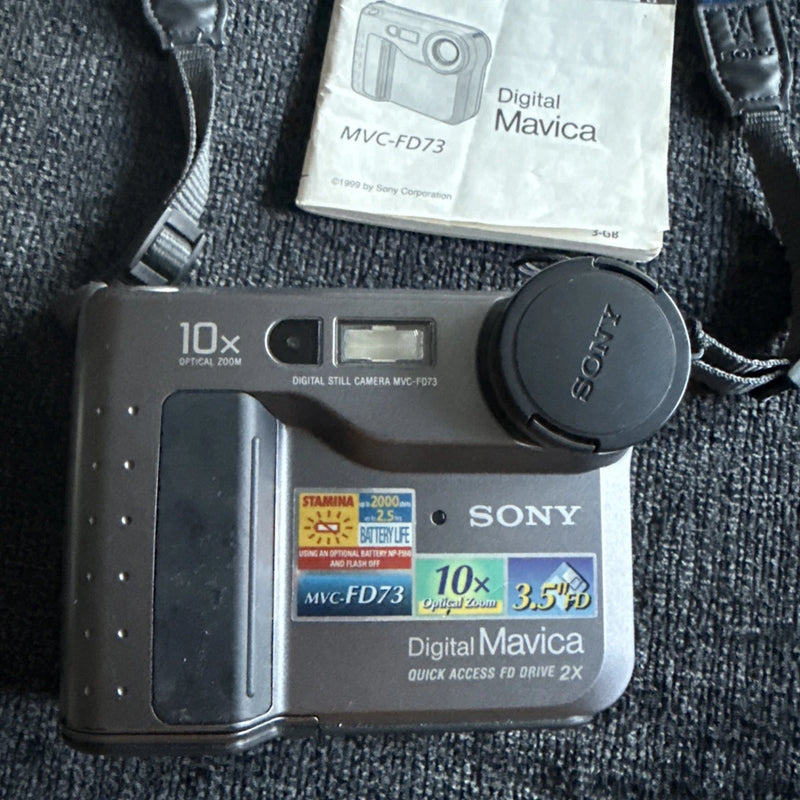 Vintage Sony Digital Mavica MVC-FD73 Handheld Digital Still Camera UNTESTED