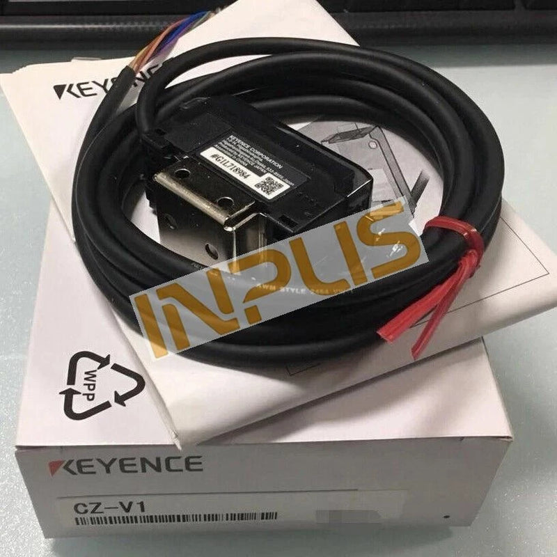 NEW KEYENCE CZ-V1 Differentiating Sensor Amplifier Plc Module