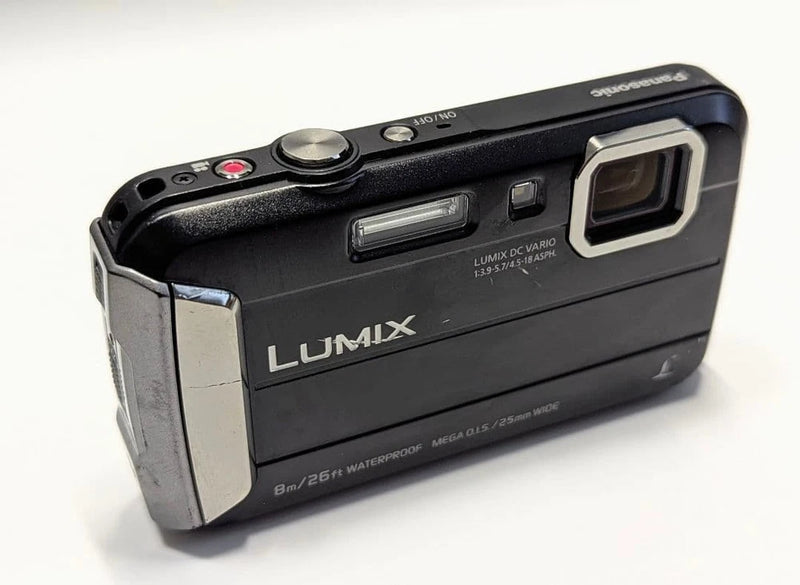 Panasonic Lumix DMC-FT30 Waterproof Digital Camera 12MP Tested Functionality
