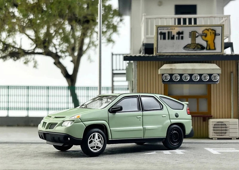 GOC 1:64 HEC Pantiac Aztek SUV Sports Model Diecast Metal Car