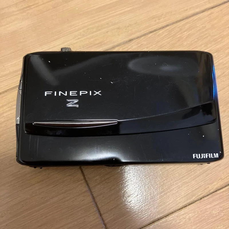 FUJIFILM FINEPIX Z Digital Camera With SD Card, Black