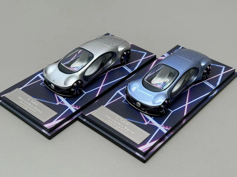 Silver and blue alloy concept car model toy, two-piece display with cards