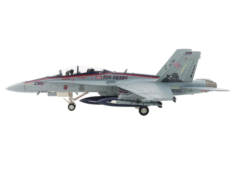 1/72 Diecast McDonnell Douglas F/A-18D Hornet Aircraft 164874 US Marines 250