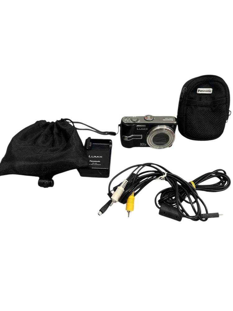Panasonic LUMIX DMC-TZ3 7.2MP Digital Camera Black Works With Extras No Card