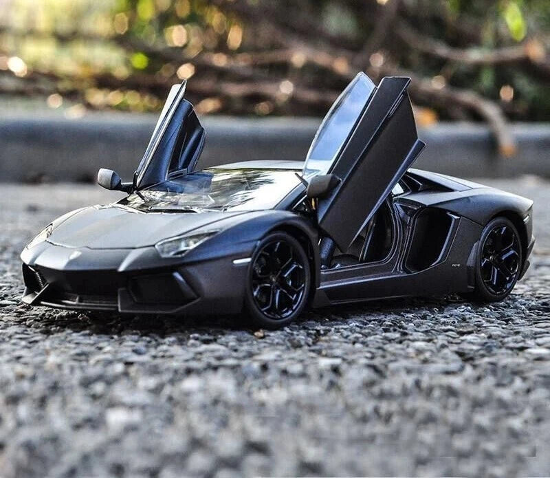 1:36 Aventador LP700-4 Diecast Metal Alloy Toy Car Model Simulation Kids Gift
