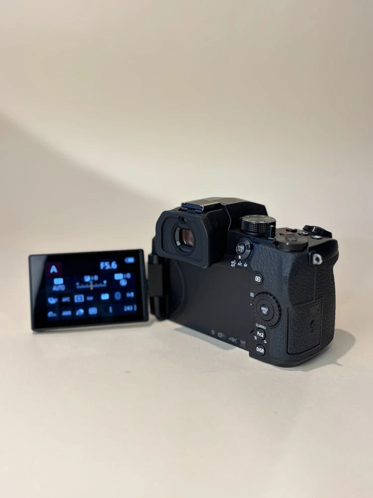 Panasonic LUMIX G95D 20.3MP  *Mint +*  (985) Low Shutter Count, Camera body Only