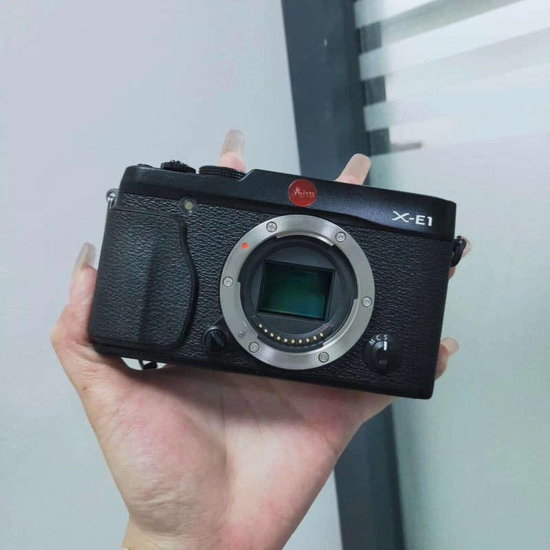 Fujifilm Fuji X Series X-E1 16.3MP Mirrorless Digital Camera (Body Only)