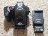 MINT Panasonic Lumix DMC-FZ70 16.1MP 60X (20-1200) Digital Camera - Tested