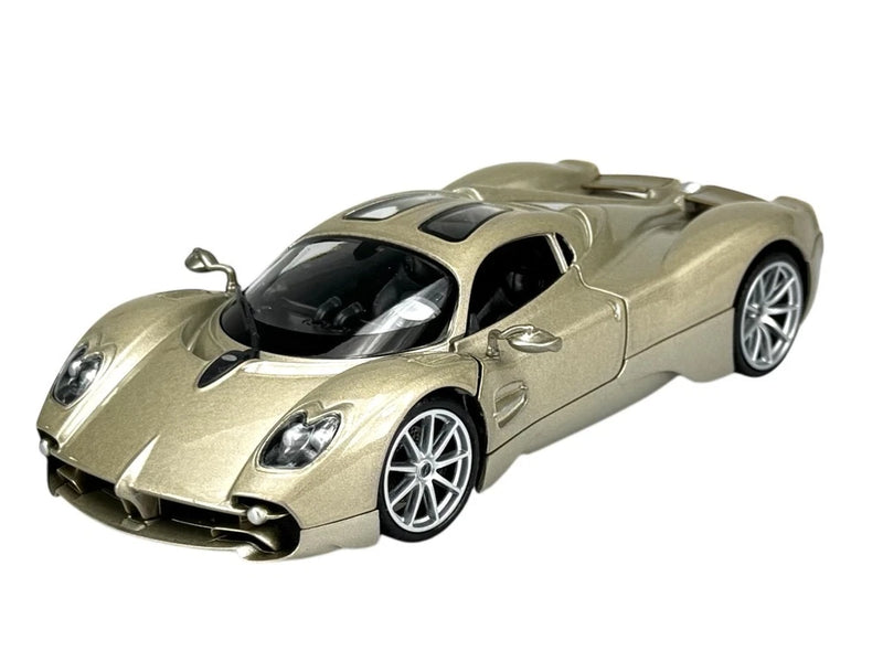 WELLY PAGANI UTOPIA GOLD 1:24 DIE CAST METAL MODEL NEW IN BOX 24134