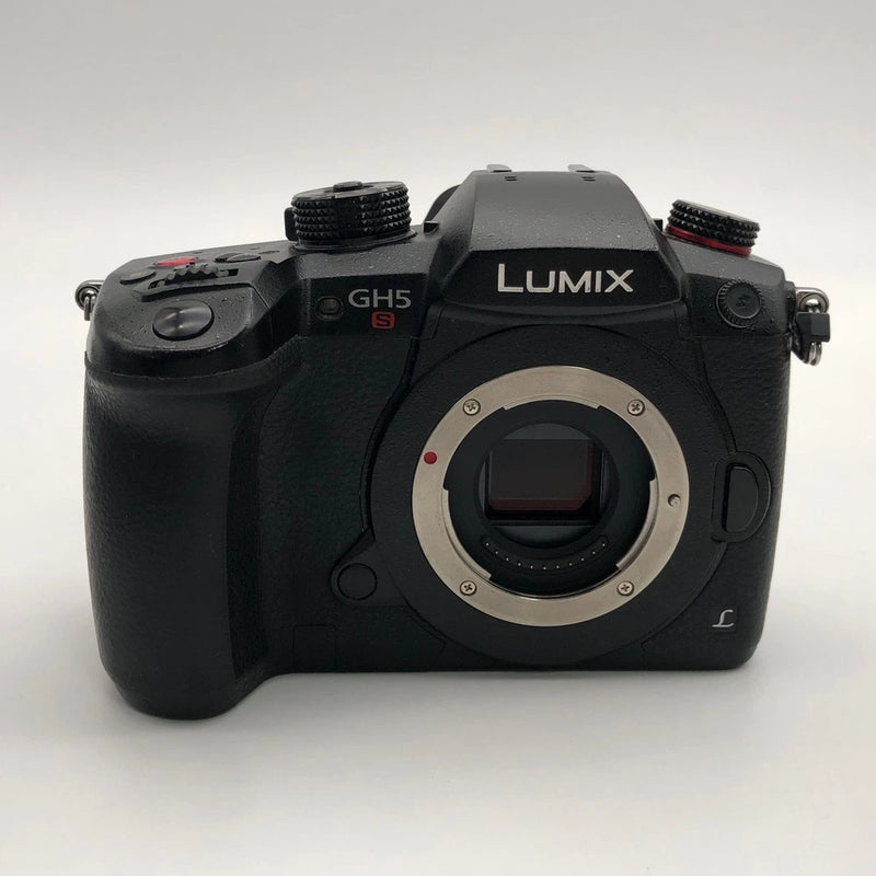 Panasonic LUMIX GH5S 10.2MP Mirrorless Camera Body with Accessories Excellent