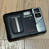 Fujifilm Clip-It 80 Compact Digital Camera 850K Pixels 16x Zoom Tested