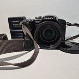 Panasonic LUMIX DMC-FZ18 8.1MP Digital Camera Charger And Battery