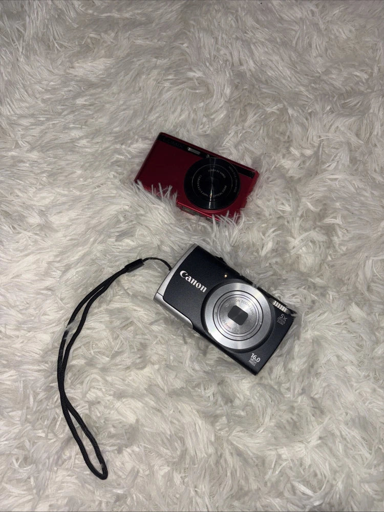 Canon powershot A2600 + Panasonic Lumix Dmc Xs1