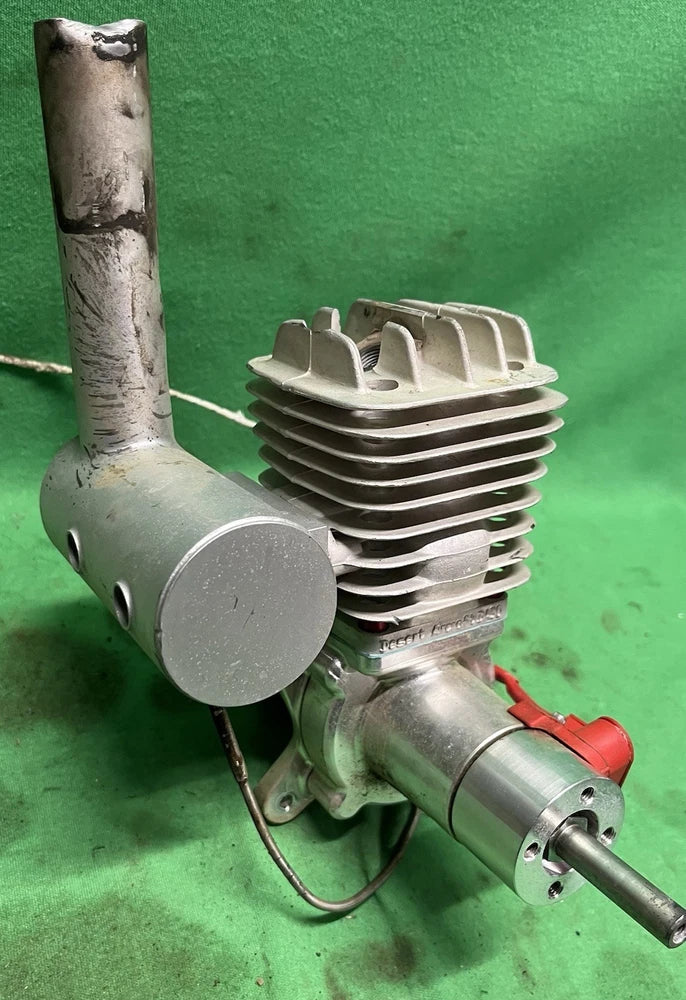 Desert Aircraft DA-50 50cc two-stroke R/C engine with Walbro carb, cylinder and crankshaft