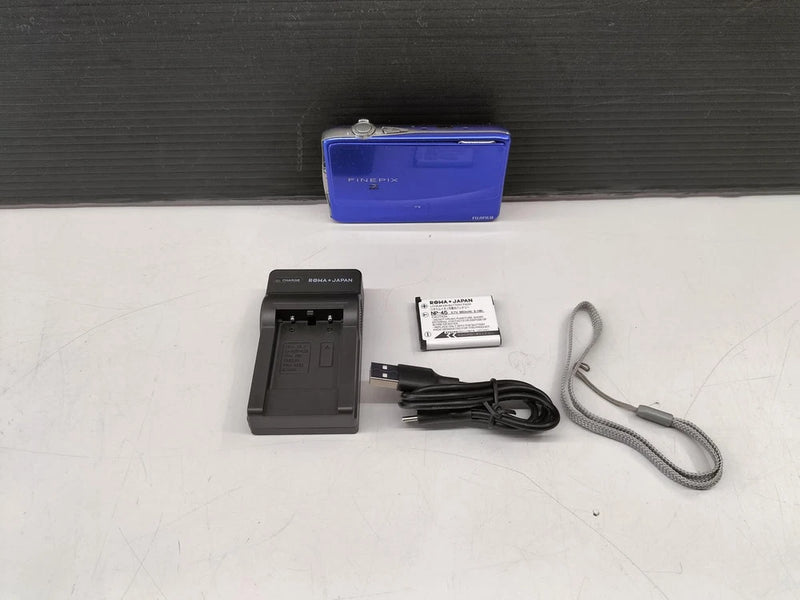 Fujifilm Z900EXR Digital Camera Compact 12MP 3" LCD Used