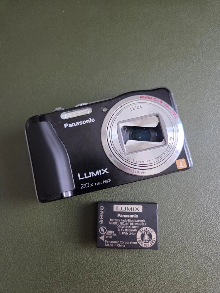 Panasonic Lumix DMC-ZS19 Digital Camera FOR PARTS