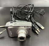 Fujifilm FinePix F11 Compact Digital Camera 6.3MP Silver 3x optical zoom Japan