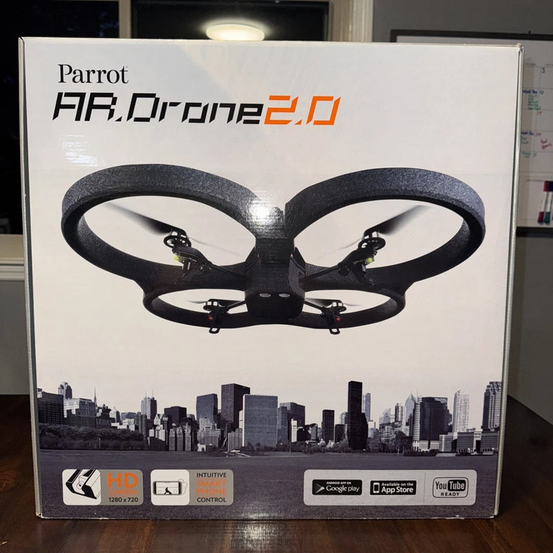 Parrot AR.Drone 2.0 OB drone box with illustrated quadcopter and feature icons