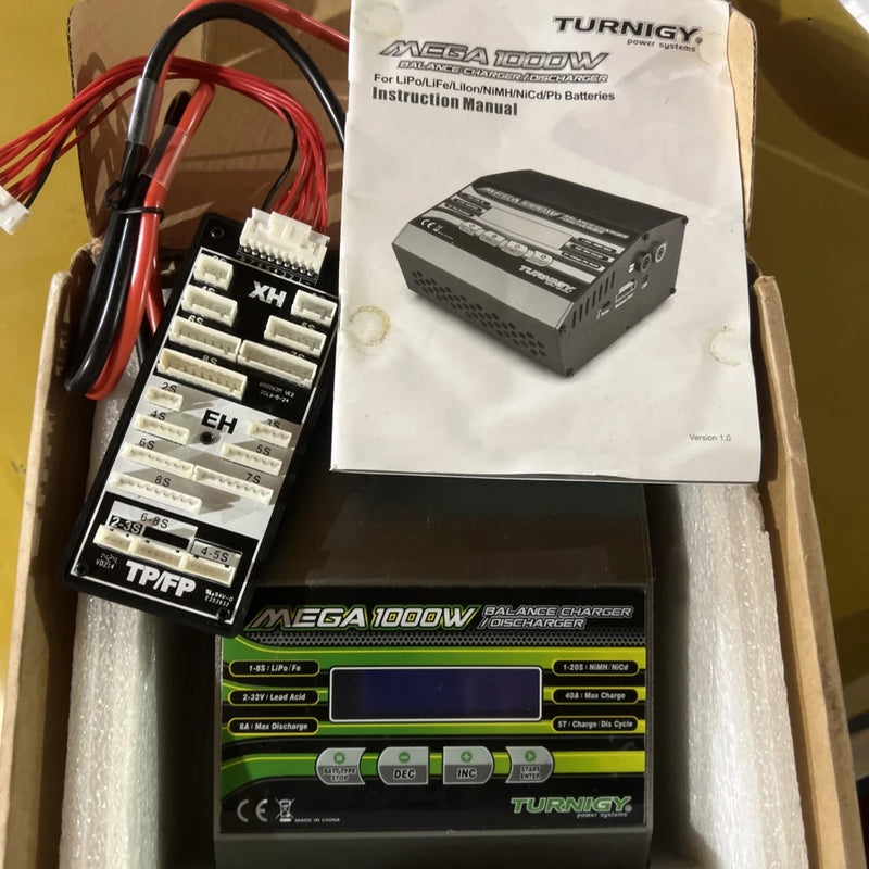 Turnigy Mega 400 Watt Multifunctional Balance Charger with Box and Accessories Battery