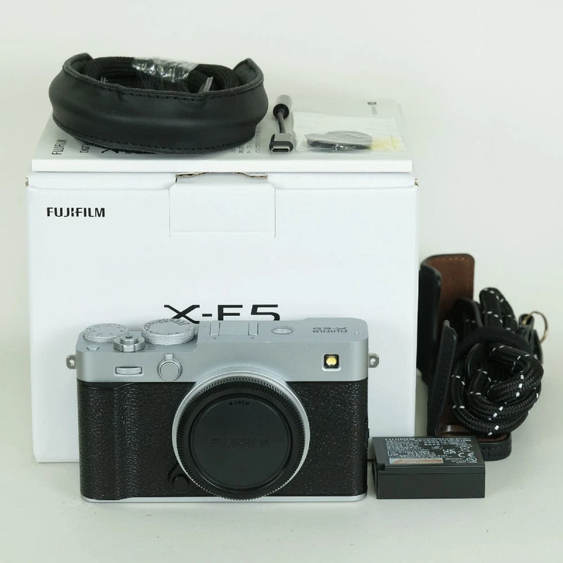 FUJIFILM X-E5 Body w/ 280 Shutters 940782