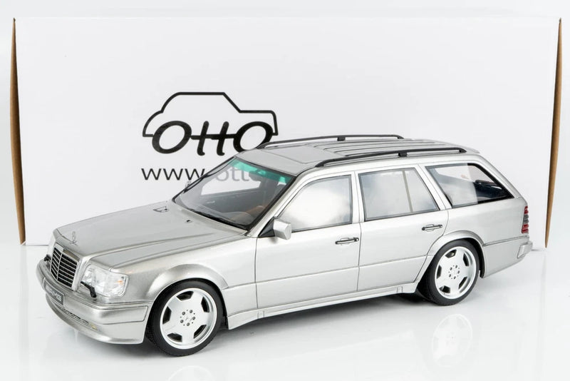 Otto Mobile - 1:18 Mercedes-Benz AMG 70TE (S124) Brilliant Silver (OT1224) Li...