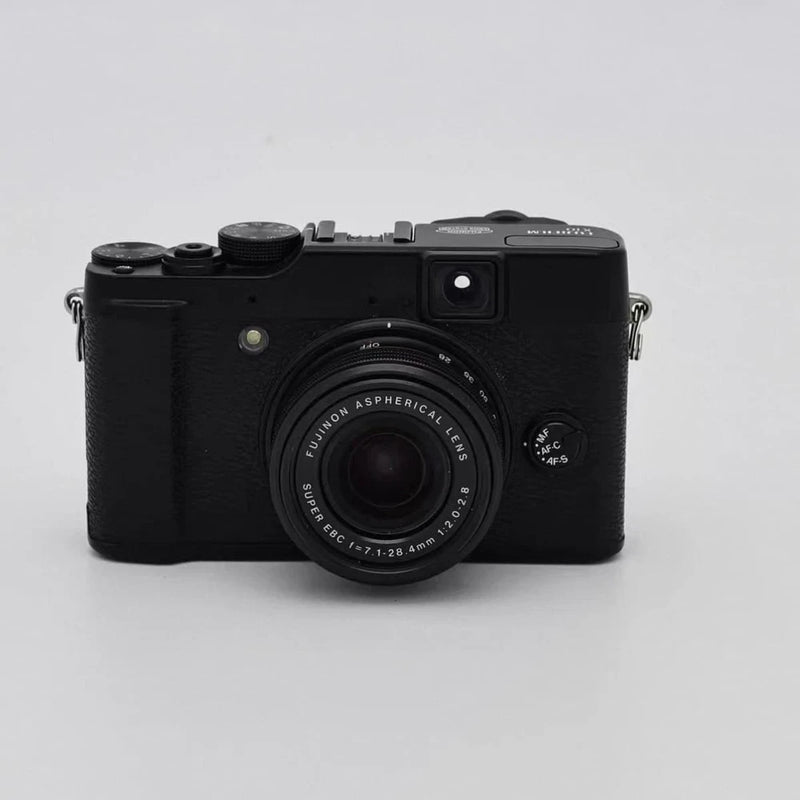 Fujifilm X10 12MP 4x Optical Zoom 1080p HD Video Compact Black Digital Camera