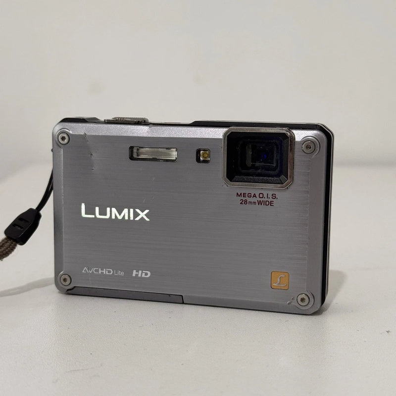 Panasonic Lumix DMC-TS1 Compact Digital Camera Silver TESTED working
