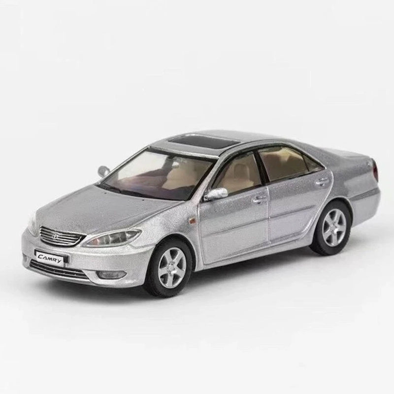 Model 1:64 Camry XV30 - Silver Sedan Die Cast Model Car (New)