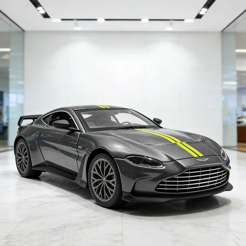1:24 Aston Martin VI2 VANTAGE Supercar Alloy Car Diecast Toy Vehicles Car Model