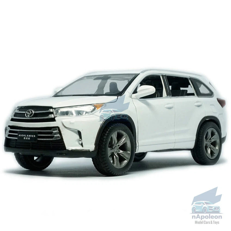 1:32 Toyota Highlander SUV Model Car Diecast Toy Vehicle Collection Gift White