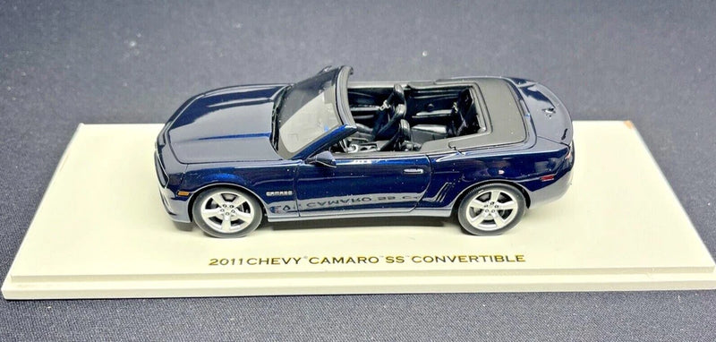 Luxury Collectibles 2011 Camaro SS Convertible 1:43 Resin Blue Model Car 101478