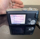 Panasonic LUMIX DMC-TZ1 5.0MP Digital Camera - Parts or Repair (READ)