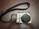 Panasonic Lumix DMC-LC40 4MP 3X Zoom Digital Camera Powers On Untested P/R
