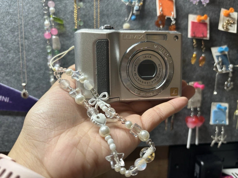 Panasonic Lumix DMC-LZ8 Digicam WORKING AA batteries, with SD card SUPER CUTE