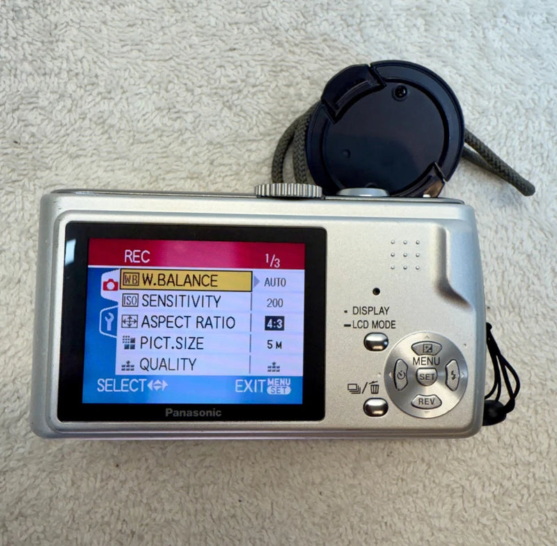 Panasonic Lumix DMC-TZ1 5MP Digital Camera10x Optical Zoom For Parts or Repair